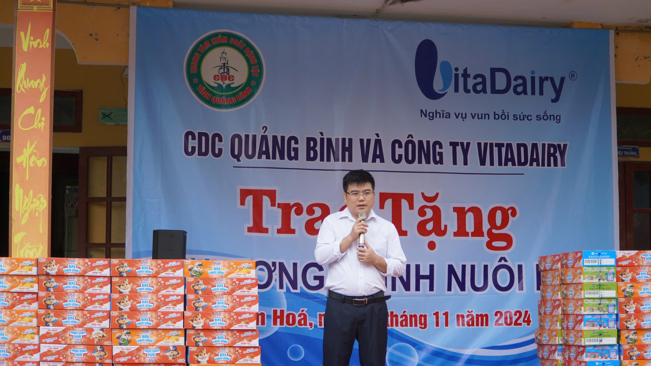 Đại_diện_trường_THTHCS Lâm_Hóa_phát_biểu_cảm_ơn_đến_Trung_tâm_Kiểm_soát_bệnh_tật_và_Công_ty_Vitadairy734430b9f4c94f9716d84.jpg